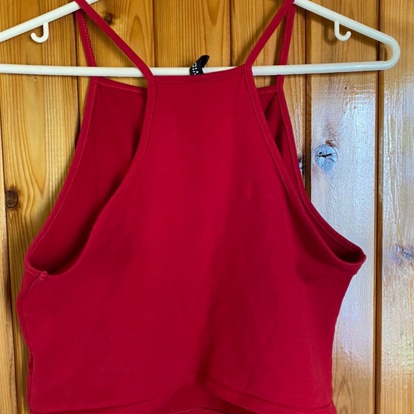 Red Brooklyn Cropped tank from H&M in size M - Picture 2 of 4